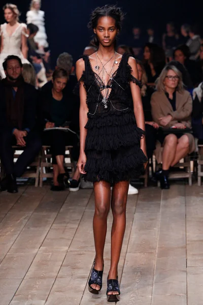 Look 14